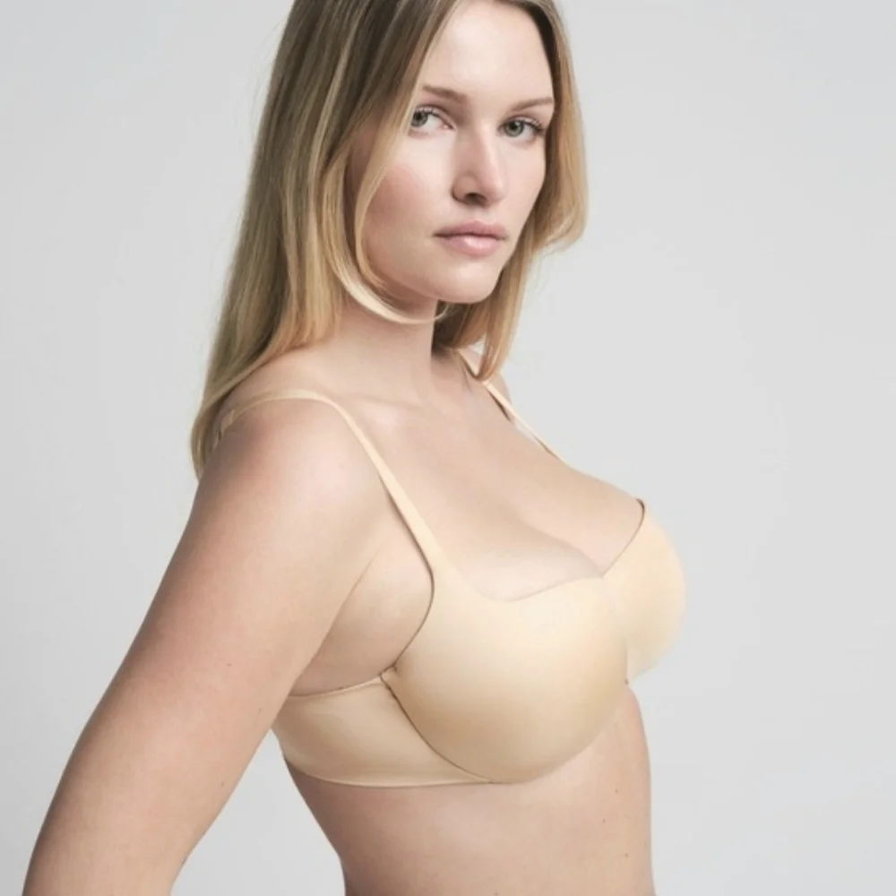 SKIMS Balconette Bra in Nude/Tan - Picture 2 of 3